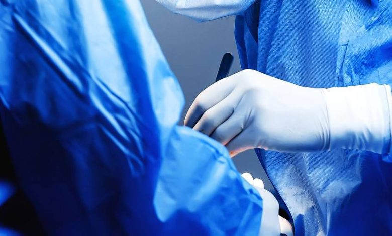 النمسا تضبط القطاع بقوانين صارمة.. إقبال الرجال يتضاعف على عمليات التجميل بسبب “هوس الفلاتر”