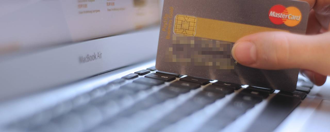 بعد معركة قضائية مع غرفة العمل النمساوية.. شركة مزود بطاقات الائتمان تبدأ رد رسوم العملات الصعبة منذ 2015 بعد معركة قضائية مع غرفة العمل النمساوية.. شركة مزود بطاقات الائتمان تبدأ رد رسوم العملات الصعبة منذ 2015