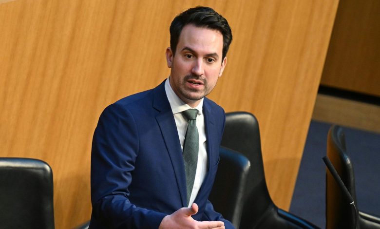 البرلمان النمساوي يقر “المدرسة الصيفية الإلزامية” لطلاب تعزيز اللغة الألمانية لتسريع الاندماج التعليمي البرلمان النمساوي يقر “المدرسة الصيفية الإلزامية” لطلاب تعزيز اللغة الألمانية لتسريع الاندماج التعليمي