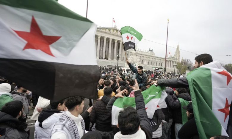 المحكمة الدستورية العليا في النمسا تنتصر لحق “لم الشمل” للسوريين وتوقف إجراءات الحكومة بوقفه المحكمة الدستورية العليا في النمسا تنتصر لحق “لم الشمل” للسوريين وتوقف إجراءات الحكومة بوقفه