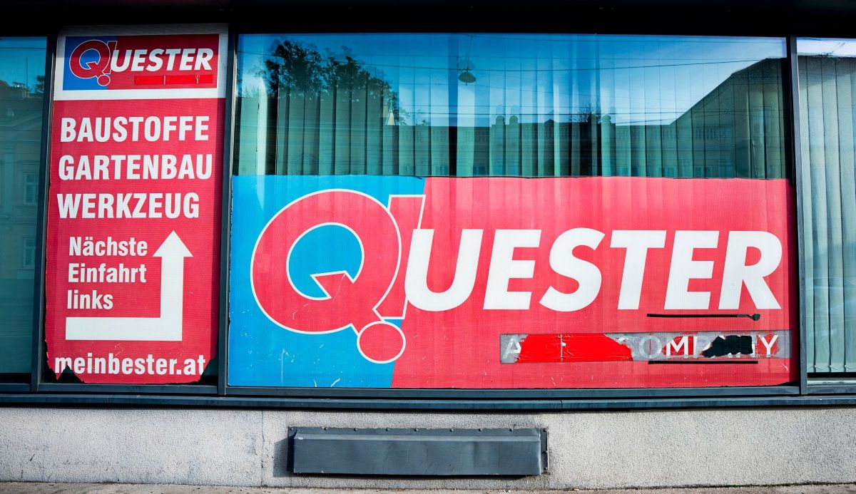 إفلاس شركة Quester بفيينا.. مطالبات مالية بقيمة 55 مليون يورو بعد إغلاق 9 فروع وتسريح 64 موظفاً إفلاس شركة Quester بفيينا.. مطالبات مالية بقيمة 55 مليون يورو بعد إغلاق 9 فروع وتسريح 64 موظفاً