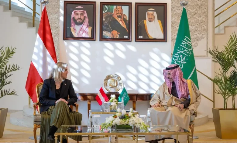 وزيرة الخارجية النمساوية من الرياض: السعودية شريك محوري لأمننا واقتصادنا