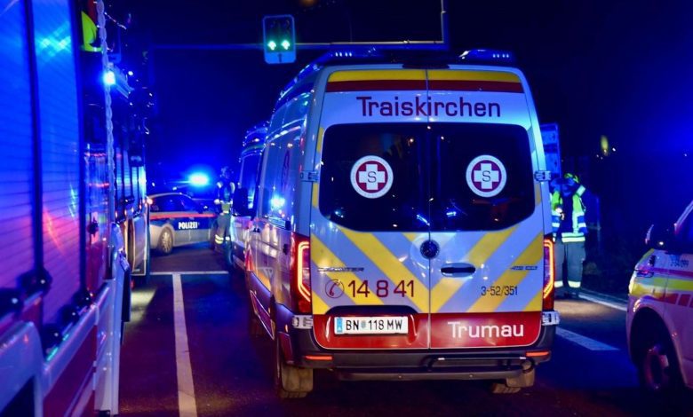 استنفار أمني واسع على طريق A2 السريع بسبب 50 ملثماً “مشبوه” قرب (Traiskirchen) في النمسا السفلى