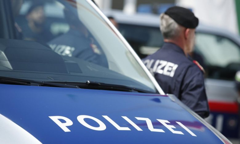 اعتقال أربعة نمساويين نفذوا سطواً مسلحاً بمرآب تحت الأرض في فيينا