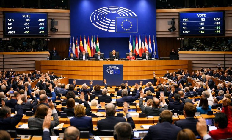 النمسا تدعم خطط الترحيل إلى دول ثالثة وخبراء هجرة يصفونها بـ “النقاشات الصورية” و”اللا إنسانية”