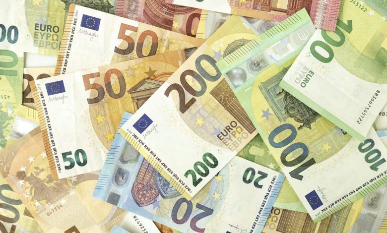 50% من التكاليف.. بلدية فيينا تمنح حتى 1500 يورو لدعم تركيب “ستائر الحماية” من حرارة الصيف 50% من التكاليف.. بلدية فيينا تمنح حتى 1500 يورو لدعم تركيب “ستائر الحماية” من حرارة الصيف