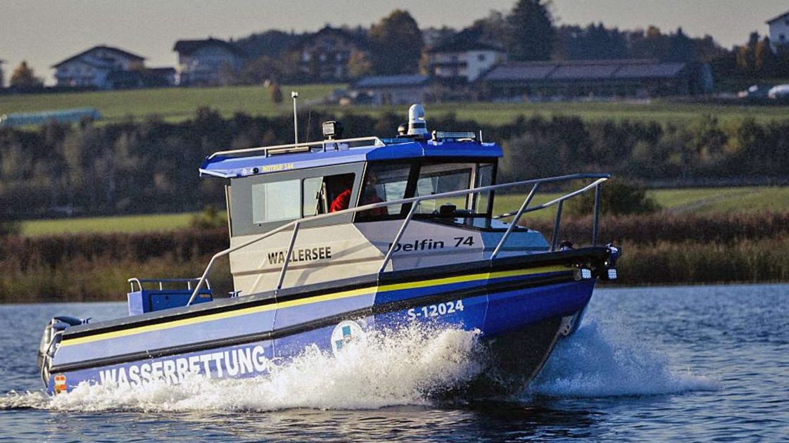 وفاة سباحة متقاعدة في بحيرة Wallersee رغم جهود الإنعاش المكثفة في سالزبورغ