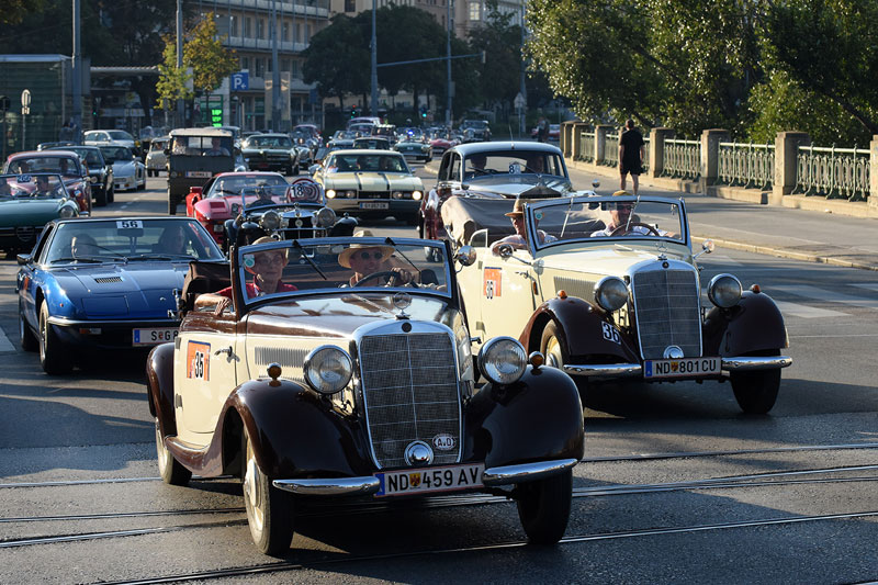 بمشاركة 200 سيارة كلاسيكية.. انطلاق مهرجان Vienna Classic Days في شوارع العاصمة فيينا