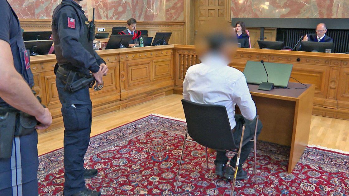 تضارب الآراء حول نية القتل.. تأجيل محاكمة شاب جزائري بتهمة محاولة قتل مواطن ألماني في سالزبورغ تضارب الآراء حول نية القتل.. تأجيل محاكمة شاب جزائري بتهمة محاولة قتل مواطن ألماني في سالزبورغ