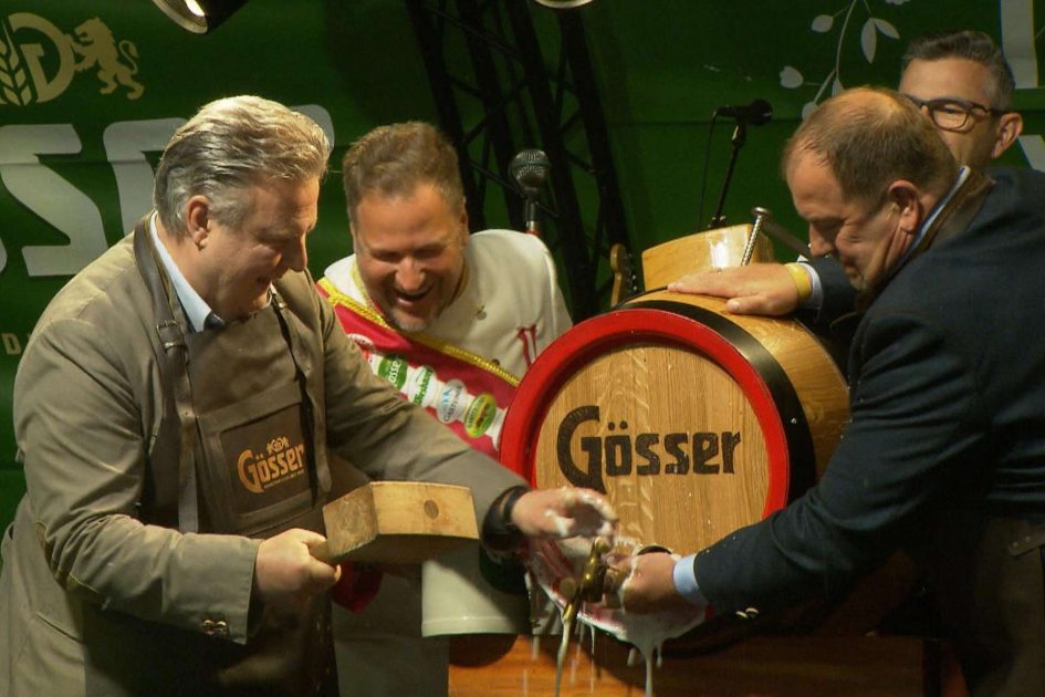 انطلاق مهرجان Kaiser Wiesn في فيينا بمشاركة آلاف الزوار لـ 3,000 مقعد وتقديم 700 ساعة من العروض الموسيقية انطلاق مهرجان Kaiser Wiesn في فيينا بمشاركة آلاف الزوار لـ 3,000 مقعد وتقديم 700 ساعة من العروض الموسيقية
